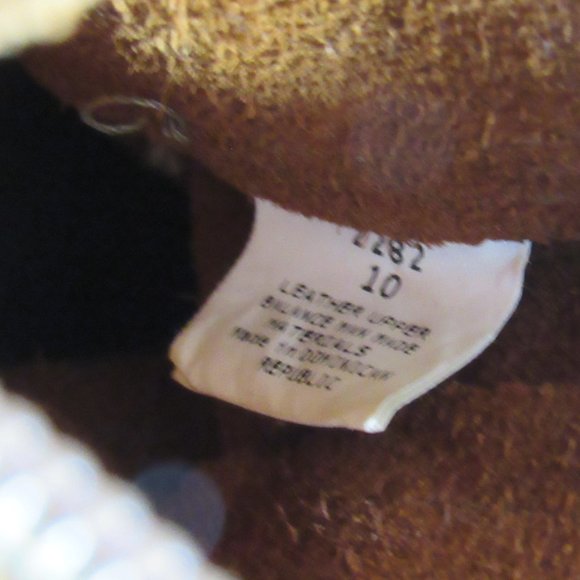 Minnetonka Kids Back Zipper Suede Boot Hardsole Size 10 - Picture 11 of 13